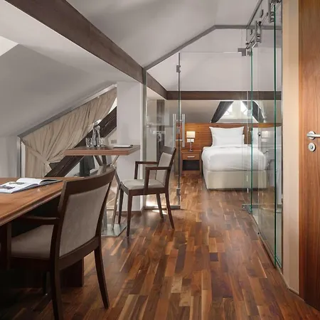 Otel Harvey Františkovy Lázně